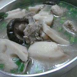 排骨莲藕汤的做法[图]