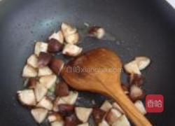 腰果香菇炒芥兰梗的做法图解6