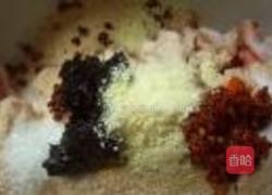 芋儿粉蒸肉的做法图解5