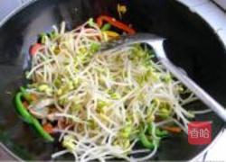 五花黄豆芽菜的做法图解7