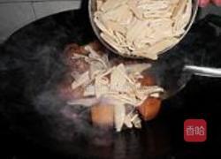 水笋烧肉的做法图解5