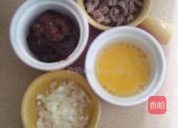 牛肉丸辫子炸酱面的做法图解3