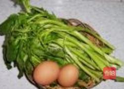 鸡蛋炒菠菜的做法图解1