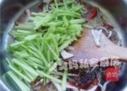 干煸鱿鱼丝的做法图解5