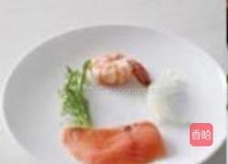 鲜虾鲑鱼卷的做法图解1