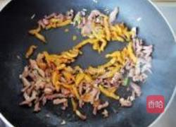 榨菜肉丝炒高粱米饭的做法图解7