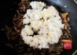 榨菜肉丝炒高粱米饭的做法图解8