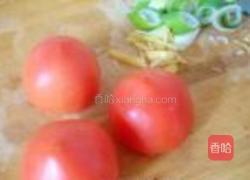 西红柿鸡蛋盖浇饭的做法图解1