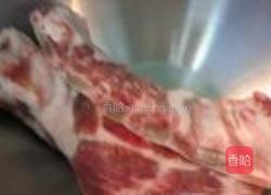 粤式豉汁蒸排骨的做法图解1