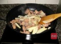 嫩姜爆兔肉的做法图解5