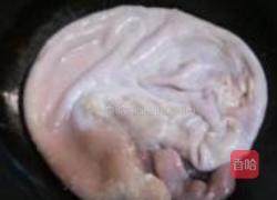 白果腐竹猪肚汤的做法图解3
