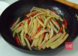 辣椒鱿鱼丝的做法图解4