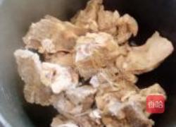 芋香红烧排骨的做法图解3
