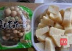 蟹味菇冻豆腐的做法图解1