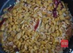 麻辣金钩香酥花生的做法图解7