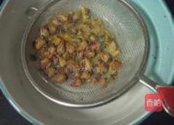 养颜苹果花茶的做法图解2