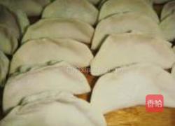 锅贴的做法图解4