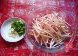 折耳根拌胡豆的做法图解2