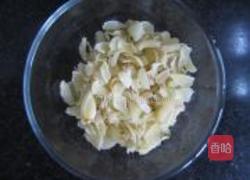 苡米百合猪骨汤的做法图解9