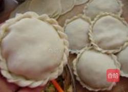 烫面白菜馅饼的做法图解13