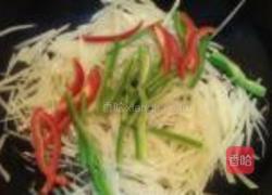 肉丝青椒炒土豆丝的做法图解5