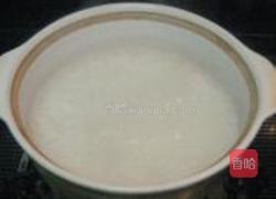 西兰花蛤蜊粥的做法图解2