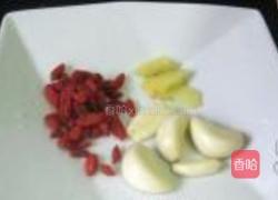 蒜泥凉拌豌豆苗的做法图解2