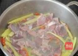 尖椒炒鸡胗的做法图解3
