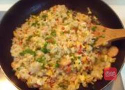 虾仁蛋炒饭的做法图解8