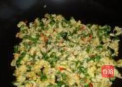 青红辣椒鸡蛋花的做法图解8