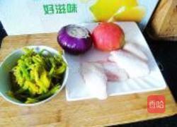 黄花鸡翅的做法图解1