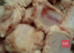 糖醋排骨的做法图解1