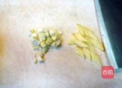 什锦海鲜茄子煲的做法图解3