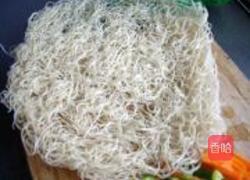 海鲜米粉干的做法图解1