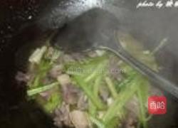 西芹炒鸡胗的做法图解7