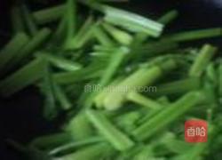 西芹炒猪肉的做法图解5