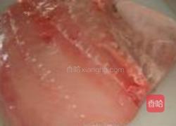 清蒸鱼片花的做法图解1