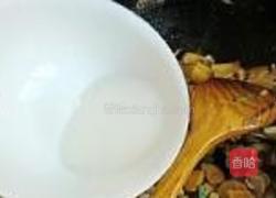 茨菰蒜苗炒肉片的做法图解11