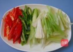 干锅猪大肠的做法图解2