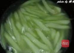 鸭胗黄瓜汤的做法图解6