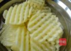 花肉洋葱土豆片的做法图解2