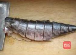 五花肉烧鲅鱼的做法图解1