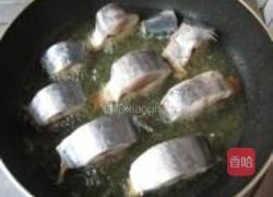 五花肉烧鲅鱼的做法图解3