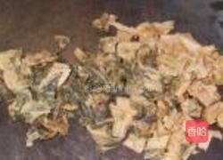 豆角干焖猪软骨的做法图解2