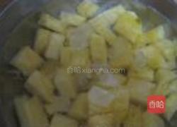 菠萝咕噜肉的做法图解4