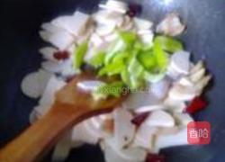 五花肉炒笋片的做法图解6