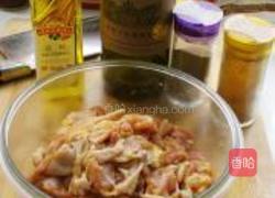 酸甜凤梨咖喱鸡的做法图解2