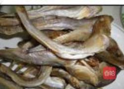 青红椒煸小鱼干的做法图解4