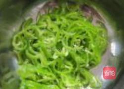 彩椒老虎菜的做法图解2