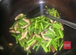素炒蒜薹的做法图解6